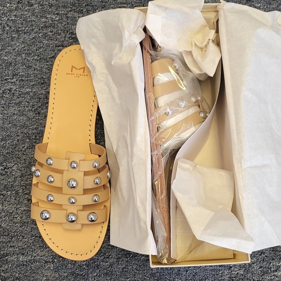 NEW IN BOX Marc Fisher Pava Natural Tan Leather Flat Slide Sandal sz 11 - Picture 7 of 7